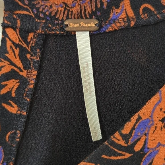 Free People Hello Lover Floral Print Long Puff Sleeve V-neck Tunic Top Black S - Picture 4 of 15